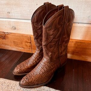 Tony Lama Western Boots Brown Leather croc alligator almond toe stacked heel